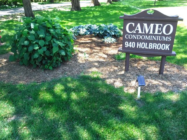 940 Holbrook Road 1A, Homewood, IL 60430