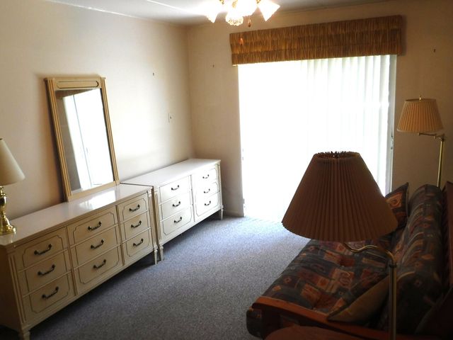 940 Holbrook Road 1A, Homewood, IL 60430