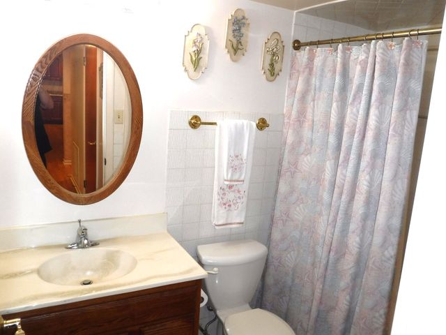 940 Holbrook Road 1A, Homewood, IL 60430