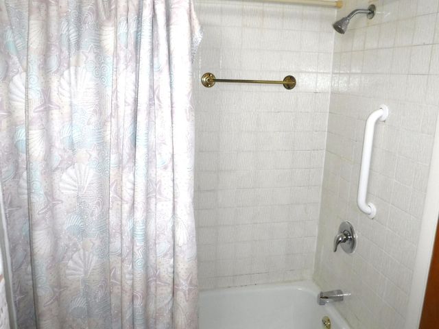940 Holbrook Road 1A, Homewood, IL 60430