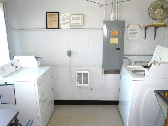 940 Holbrook Road 1A, Homewood, IL 60430