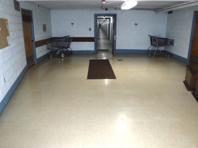 940 Holbrook Road 1A, Homewood, IL 60430