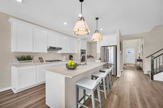 1460 Vintage Drive, Oswego, IL 60543