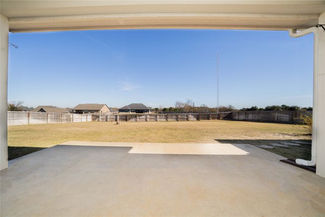 16208 Tulare, Lindale, TX 75771