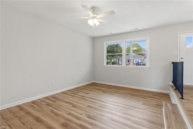 5400 Challedon DR, Virginia Beach, VA 23462