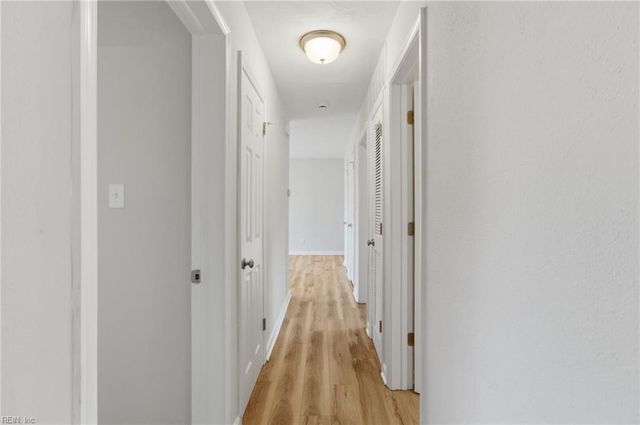 5400 Challedon DR, Virginia Beach, VA 23462