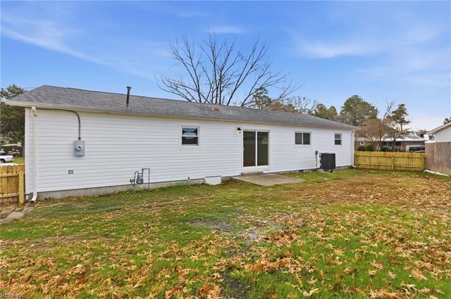 5400 Challedon DR, Virginia Beach, VA 23462