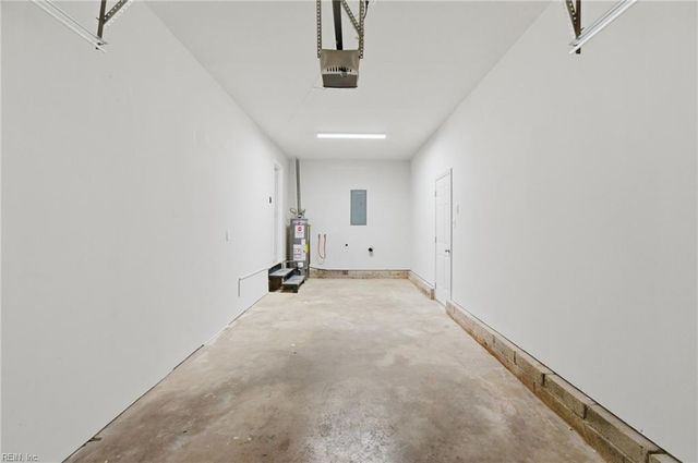 5400 Challedon DR, Virginia Beach, VA 23462