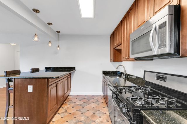 132 South Street 1B, Red Bank, NJ 07701