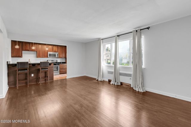 132 South Street 1B, Red Bank, NJ 07701