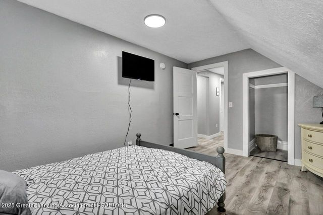 1723 Osband Avenue, Lansing, MI 48910