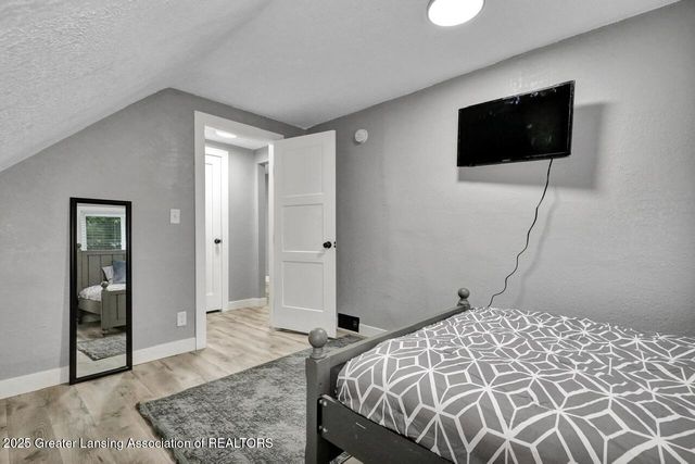 1723 Osband Avenue, Lansing, MI 48910