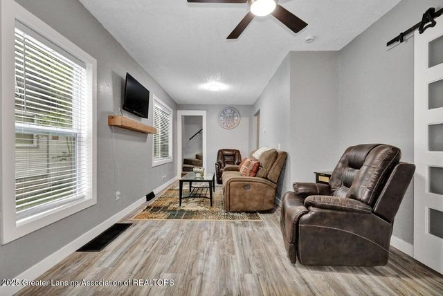 1723 Osband Avenue, Lansing, MI 48910