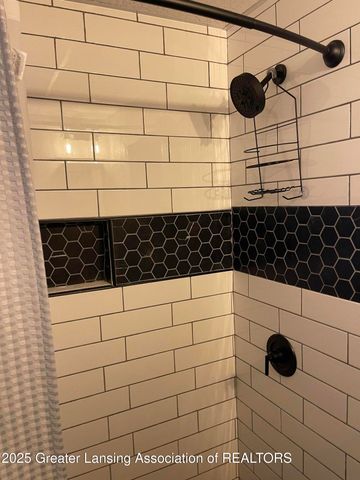 1723 Osband Avenue, Lansing, MI 48910