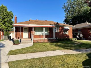 6790 Winona Avenue, Allen Park, MI 48101