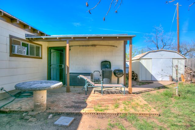 66 W 34th Street, San Angelo, TX 76903