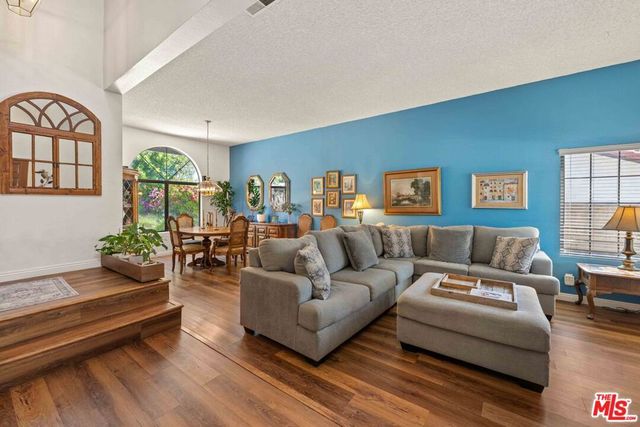 23717 Blythe Street, West Hills, CA 91304