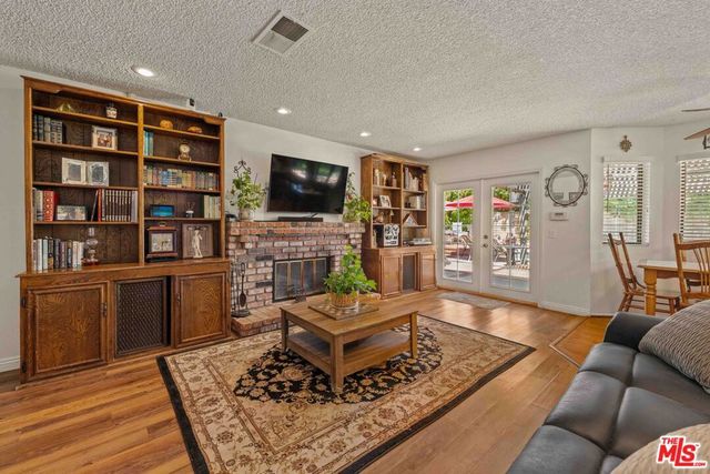 23717 Blythe Street, West Hills, CA 91304