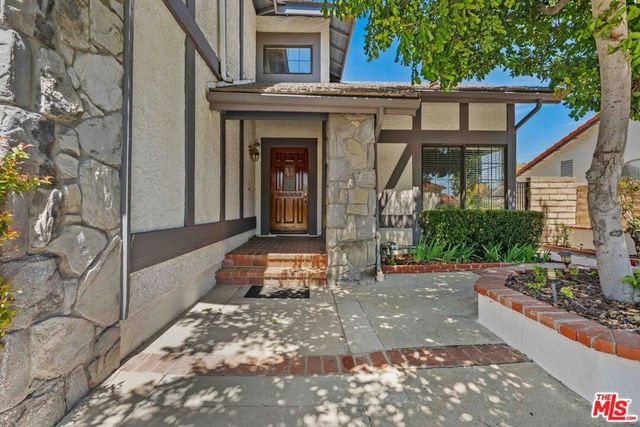 23717 Blythe Street, West Hills, CA 91304