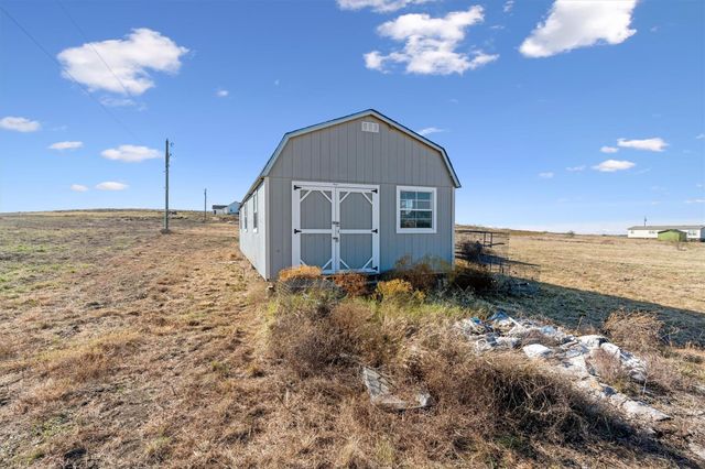 422 County Road 451, Coupland, TX 78615