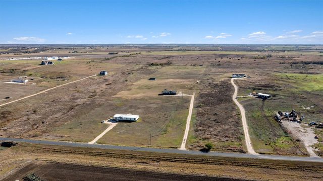 422 County Road 451, Coupland, TX 78615