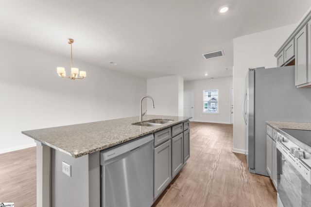 32 English Court, Simpsonville, SC 29681