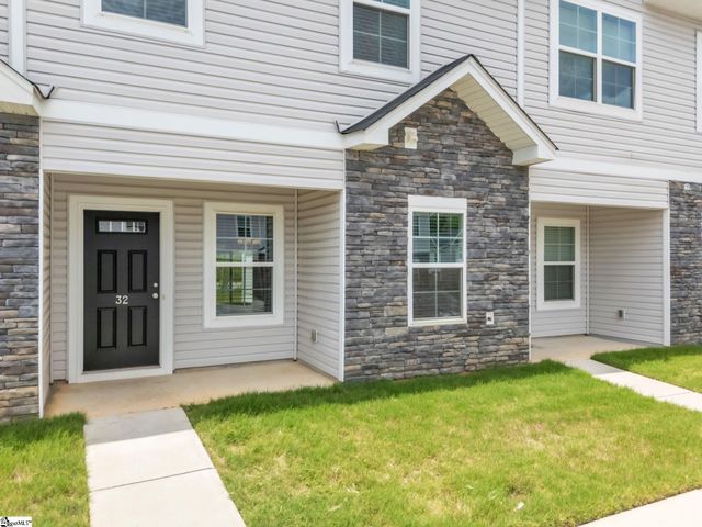 32 English Court, Simpsonville, SC 29681