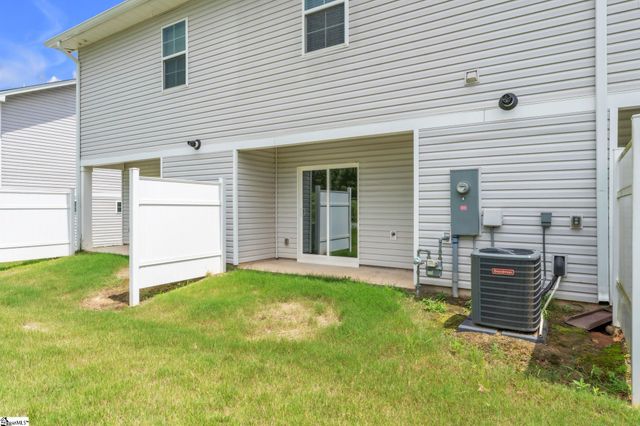32 English Court, Simpsonville, SC 29681