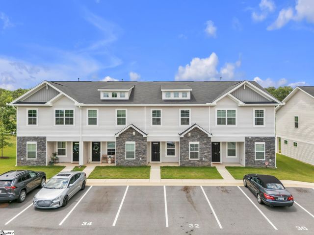32 English Court, Simpsonville, SC 29681