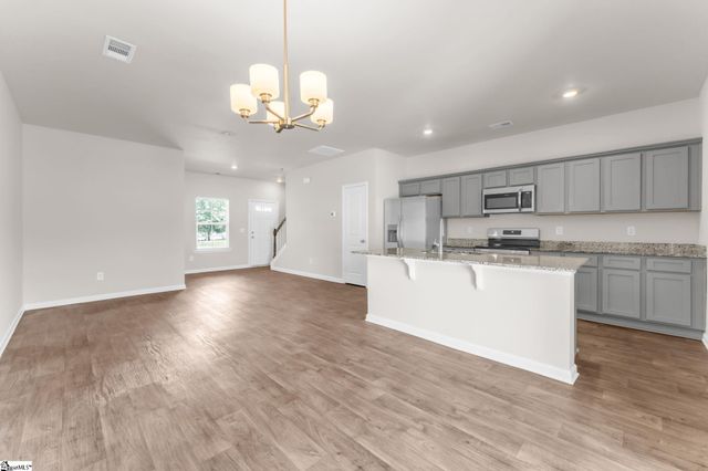 32 English Court, Simpsonville, SC 29681