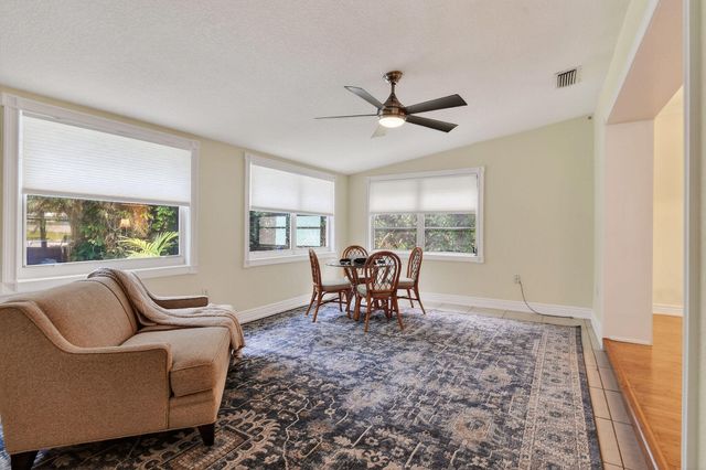 400 Northlake Drive, North Palm Beach, FL 33408