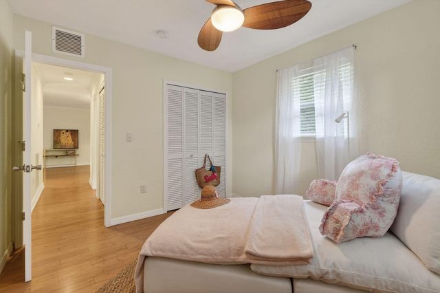 400 Northlake Drive, North Palm Beach, FL 33408