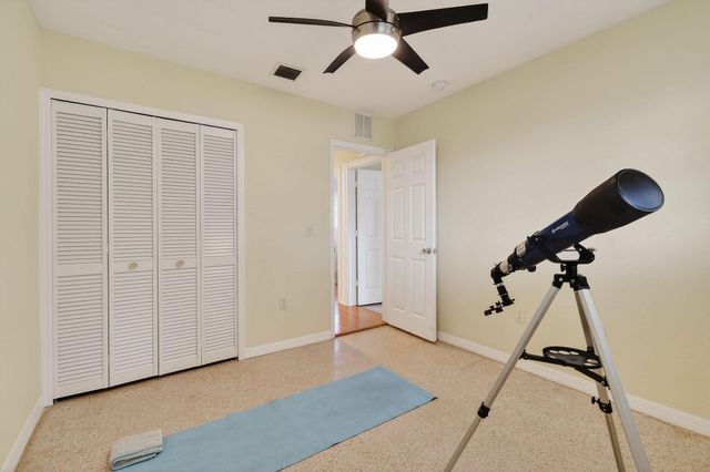 400 Northlake Drive, North Palm Beach, FL 33408