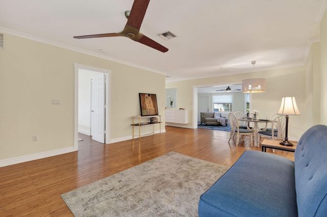 400 Northlake Drive, North Palm Beach, FL 33408