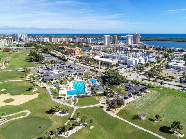 400 Northlake Drive, North Palm Beach, FL 33408