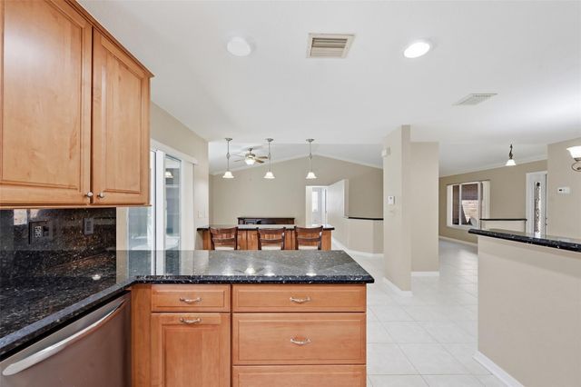 392 NW 113th Terrace, Coral Springs, FL 33071