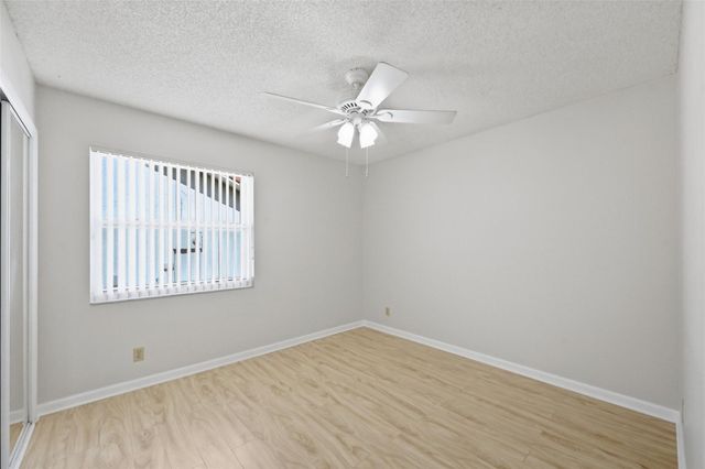 392 NW 113th Terrace, Coral Springs, FL 33071