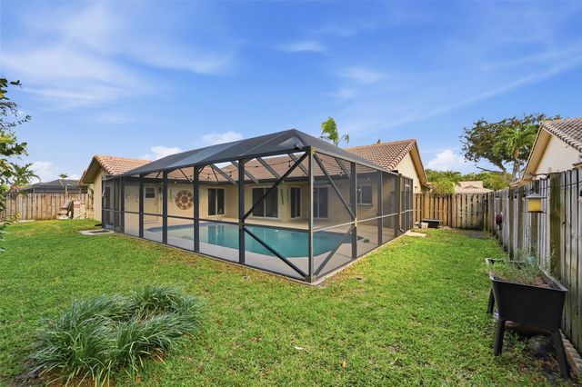 392 NW 113th Terrace, Coral Springs, FL 33071