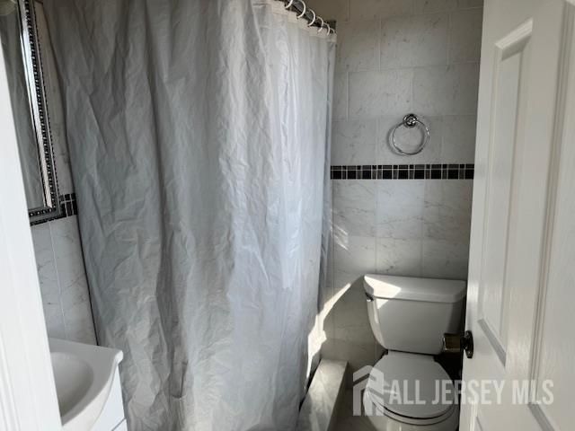 173 Metlars Lane, Piscataway, NJ 08854