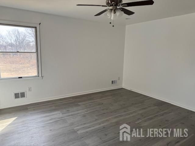 173 Metlars Lane, Piscataway, NJ 08854