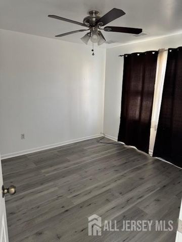 173 Metlars Lane, Piscataway, NJ 08854