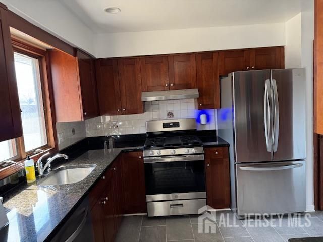 173 Metlars Lane, Piscataway, NJ 08854
