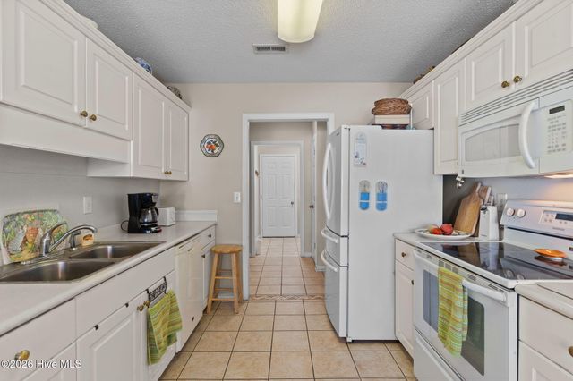 425 Water Oak Wynd SW, Sunset Beach, NC 28468