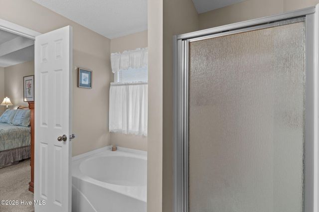 425 Water Oak Wynd SW, Sunset Beach, NC 28468