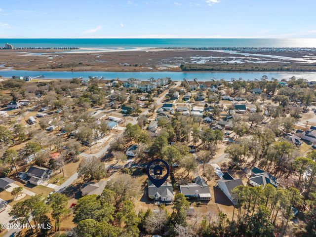 425 Water Oak Wynd SW, Sunset Beach, NC 28468