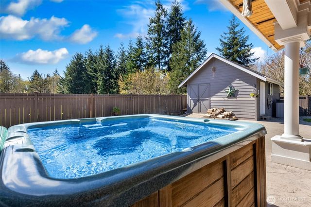 15910 27th Avenue NW, Stanwood, WA 98292