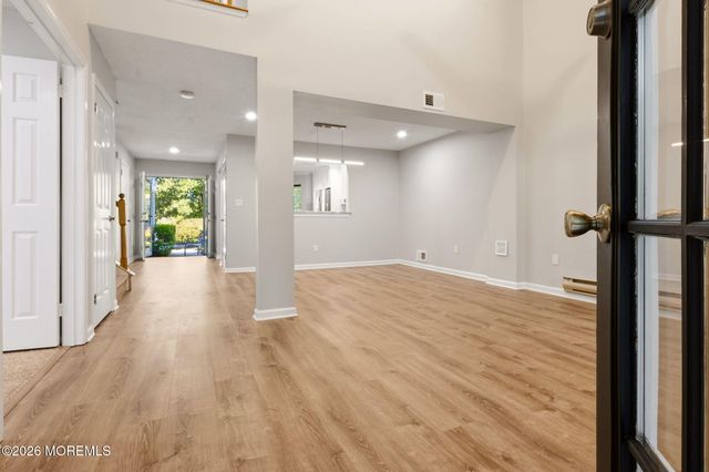 262 Daffodil Drive, Freehold, NJ 07728