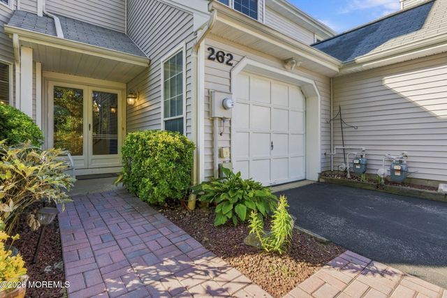 262 Daffodil Drive, Freehold, NJ 07728