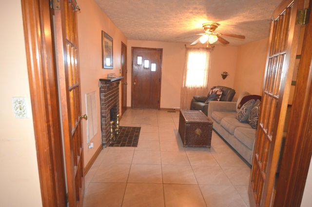 9915 Cornishville Road, Harrodsburg, KY 40330