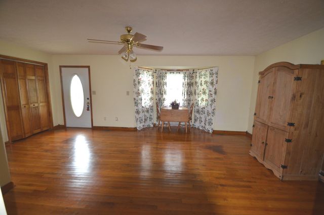 9915 Cornishville Road, Harrodsburg, KY 40330